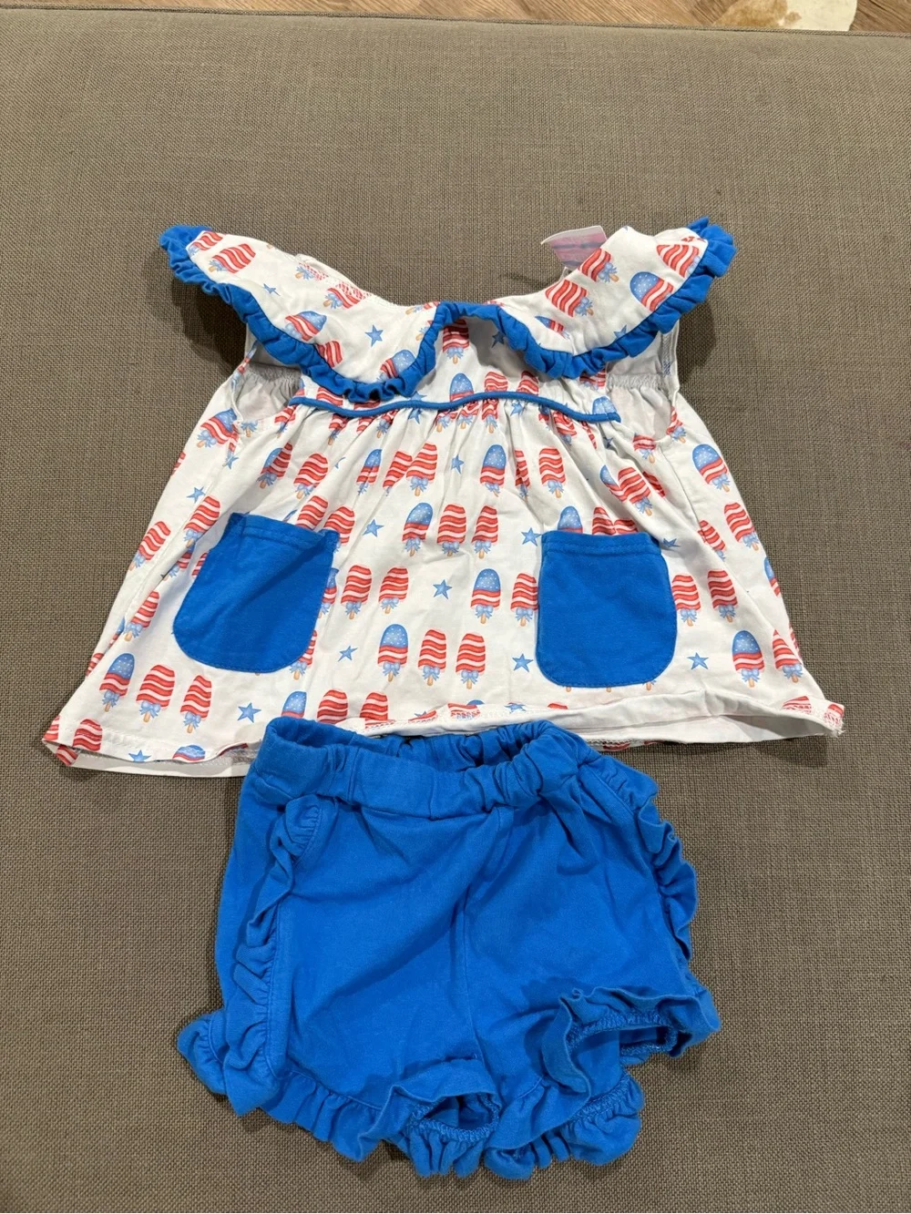 Toddler Girls White & Blue Patriotic Ruffle Top with Blue Shorts